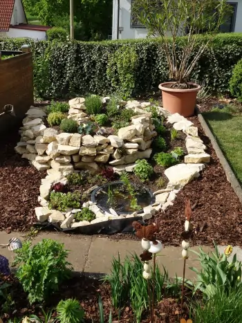 Mähroboter eignen sich auch für kleine Gärten